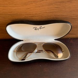 Women’s Aviator Ray Bans